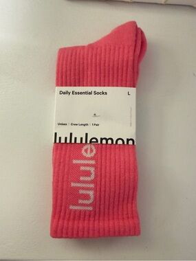 Lululemon Daily Essential Socks